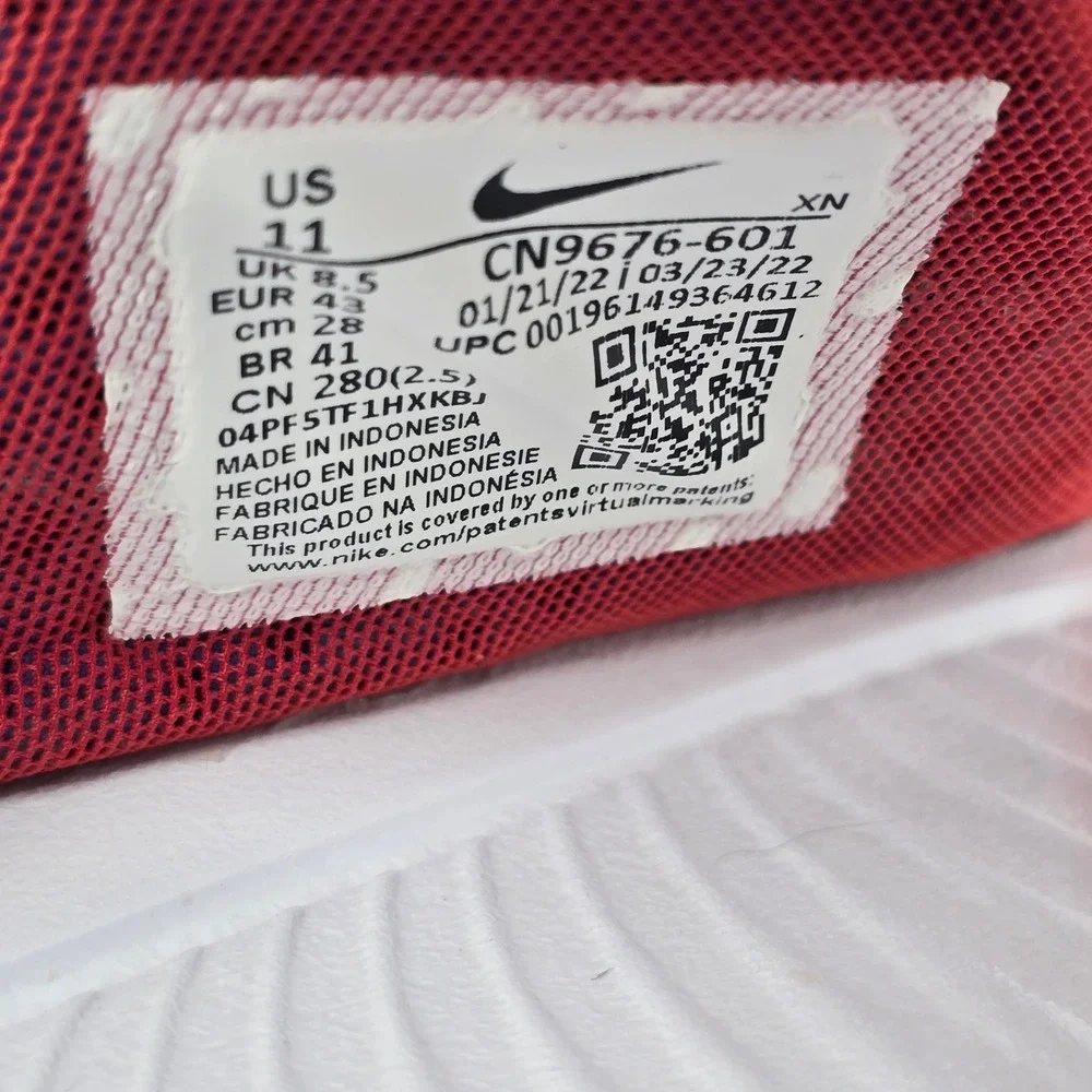 Nike Victori One Slide Men 11 CN9676-601 Purple Red Wavy Graphic EUC